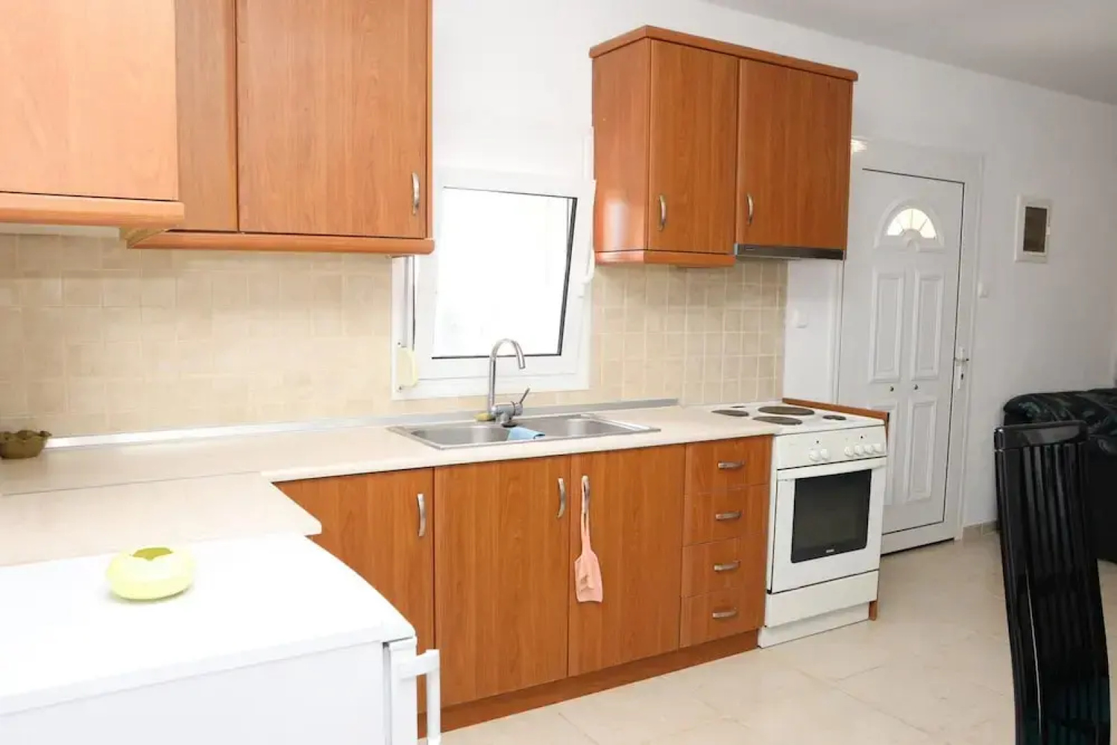 Nikolaou Apartments Upper Floor