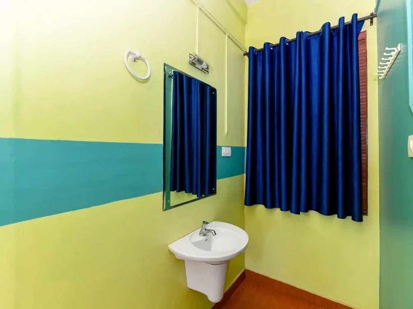 Green Willow Residency By OYO Rooms