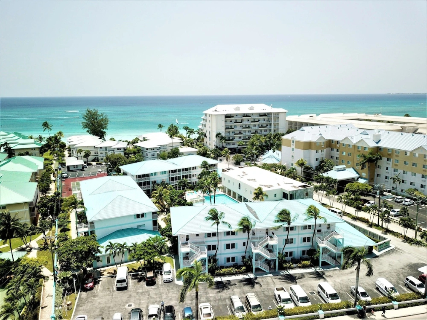 7 Mile Beach Resort & Club