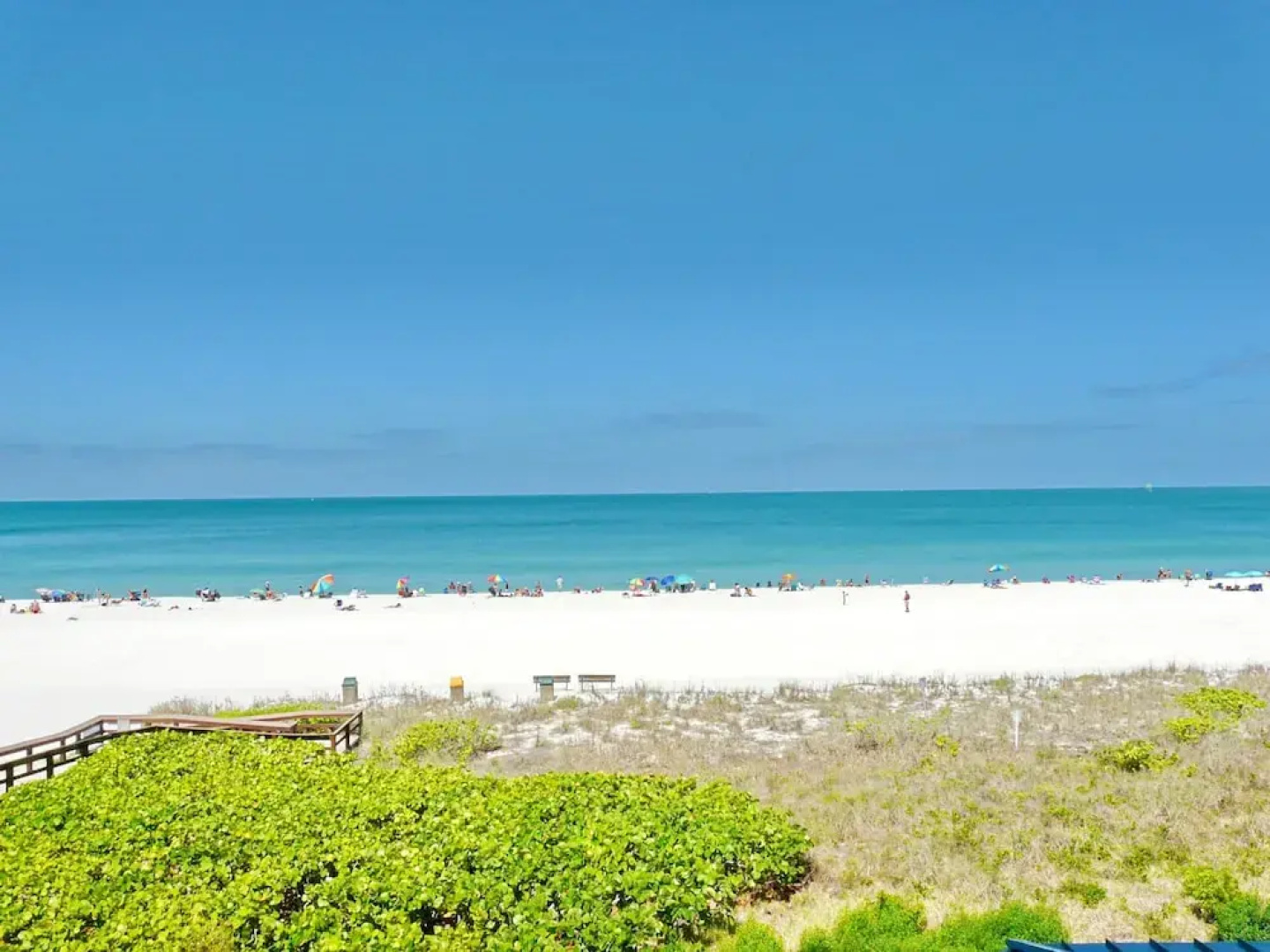 Luxurious Beachfront Condo With Glorious Ocean Views
