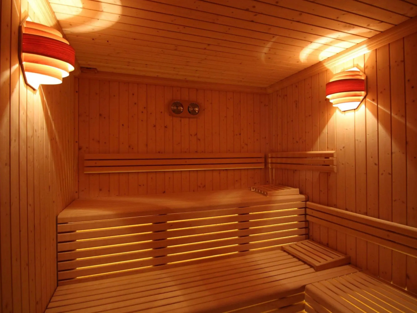 Accommodation with wellness center, in Val di Sole, 1km away from the ski bus