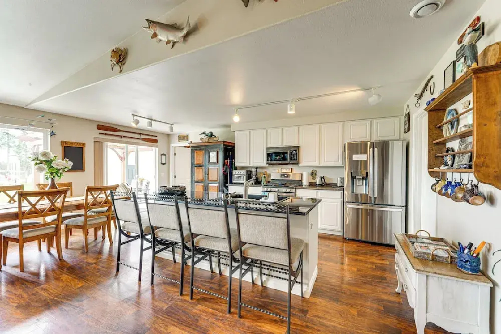 Soldotna Home w/ Yard, Walk to Kenai River!