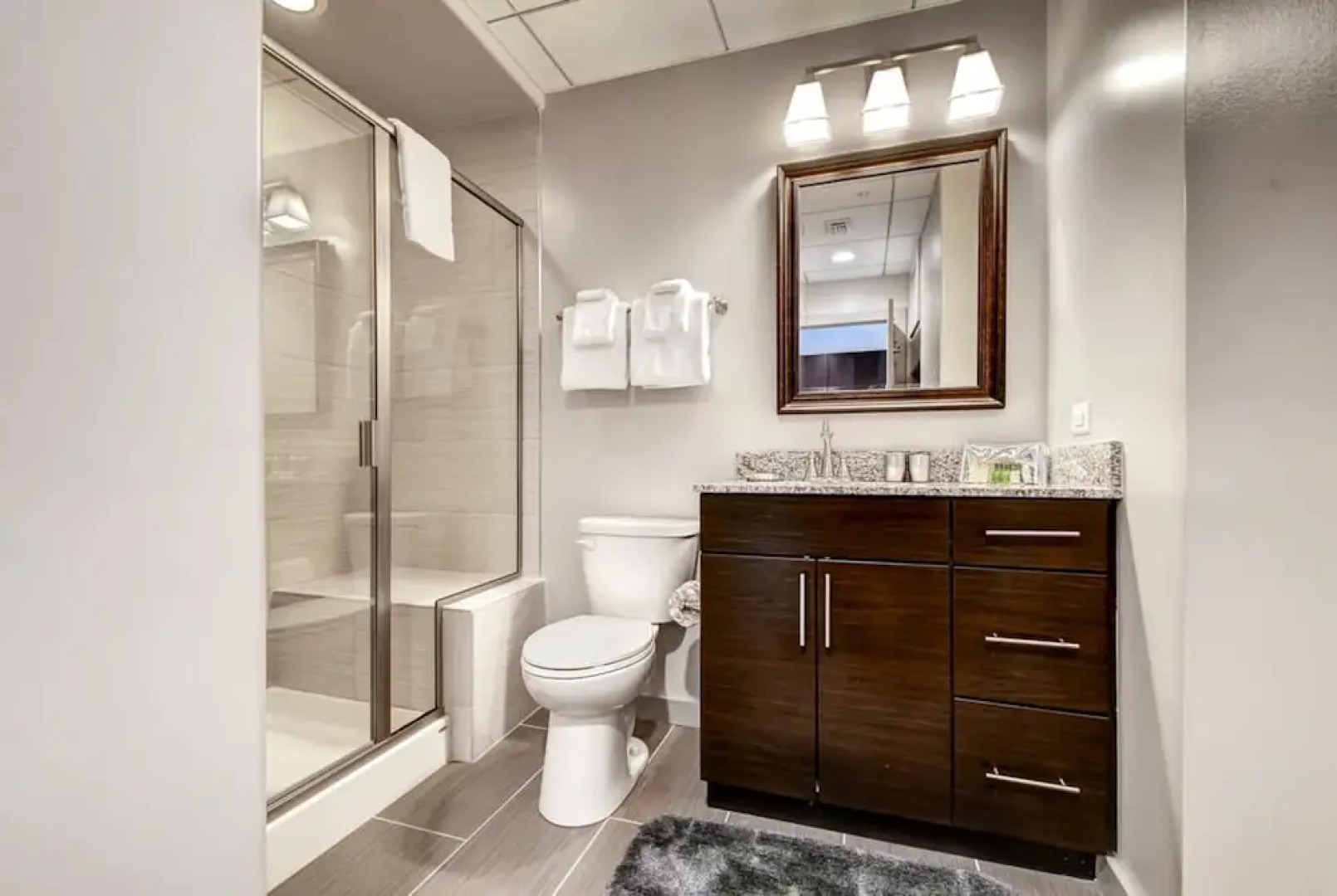 Global Luxury Suites in Walnut Creek