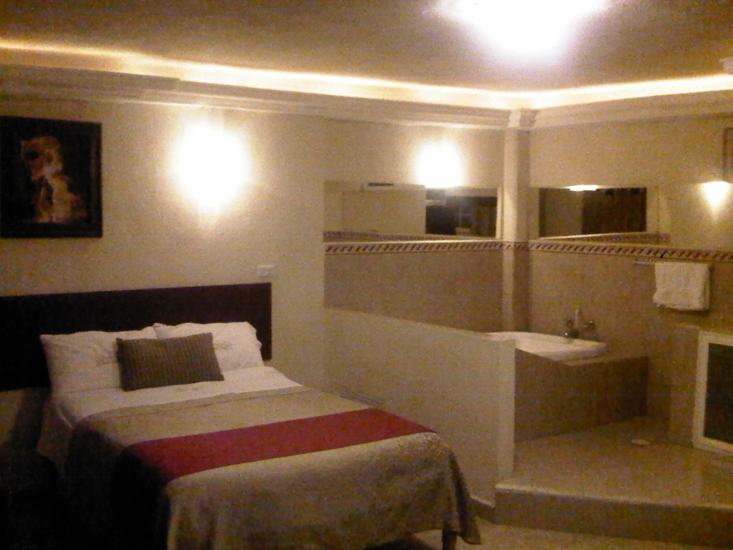 Hotel Suites Santa Teresa