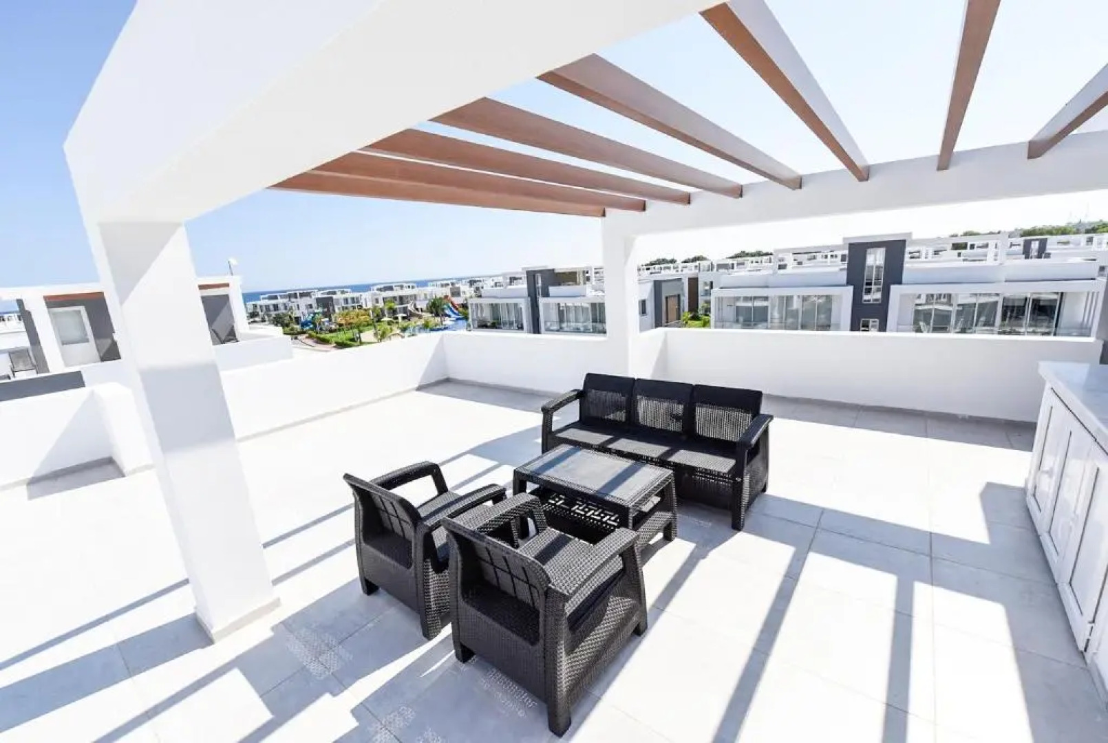 Luxury Four seasons Life apartment Bogaz