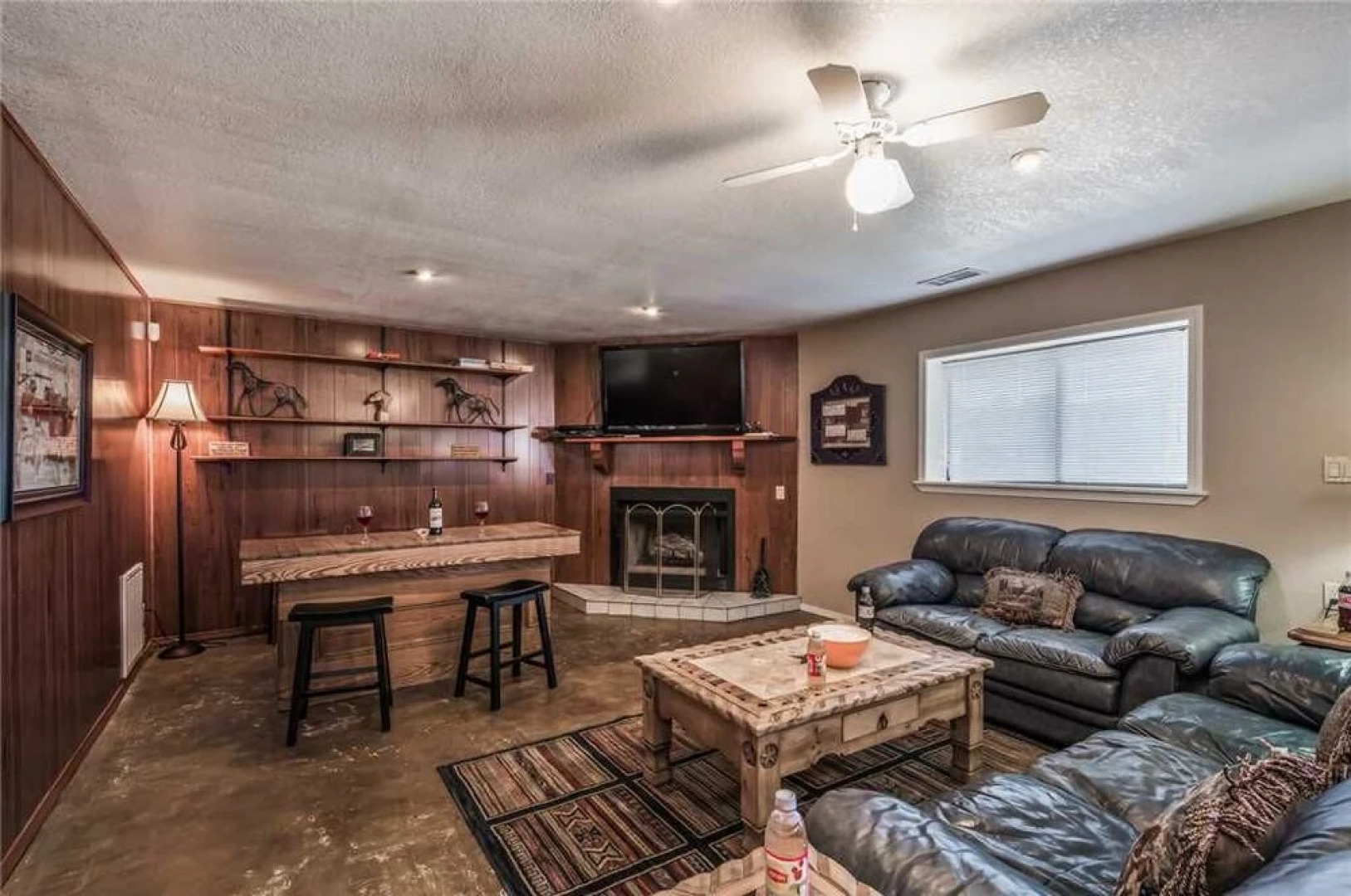 Bogie - Five Bedroom Cabin with Hot Tub