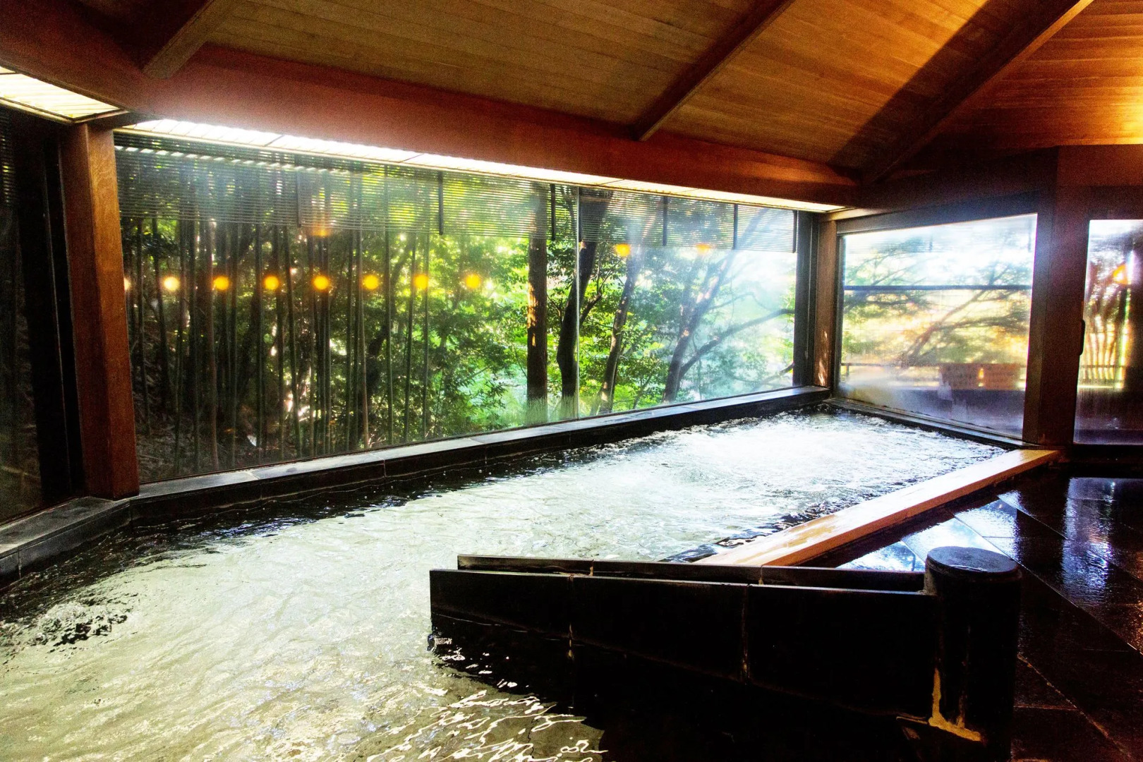Arima Onsen Motoyu Kosenkaku