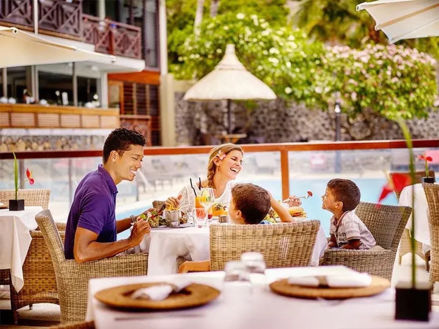 Iloha Seaview Hotel