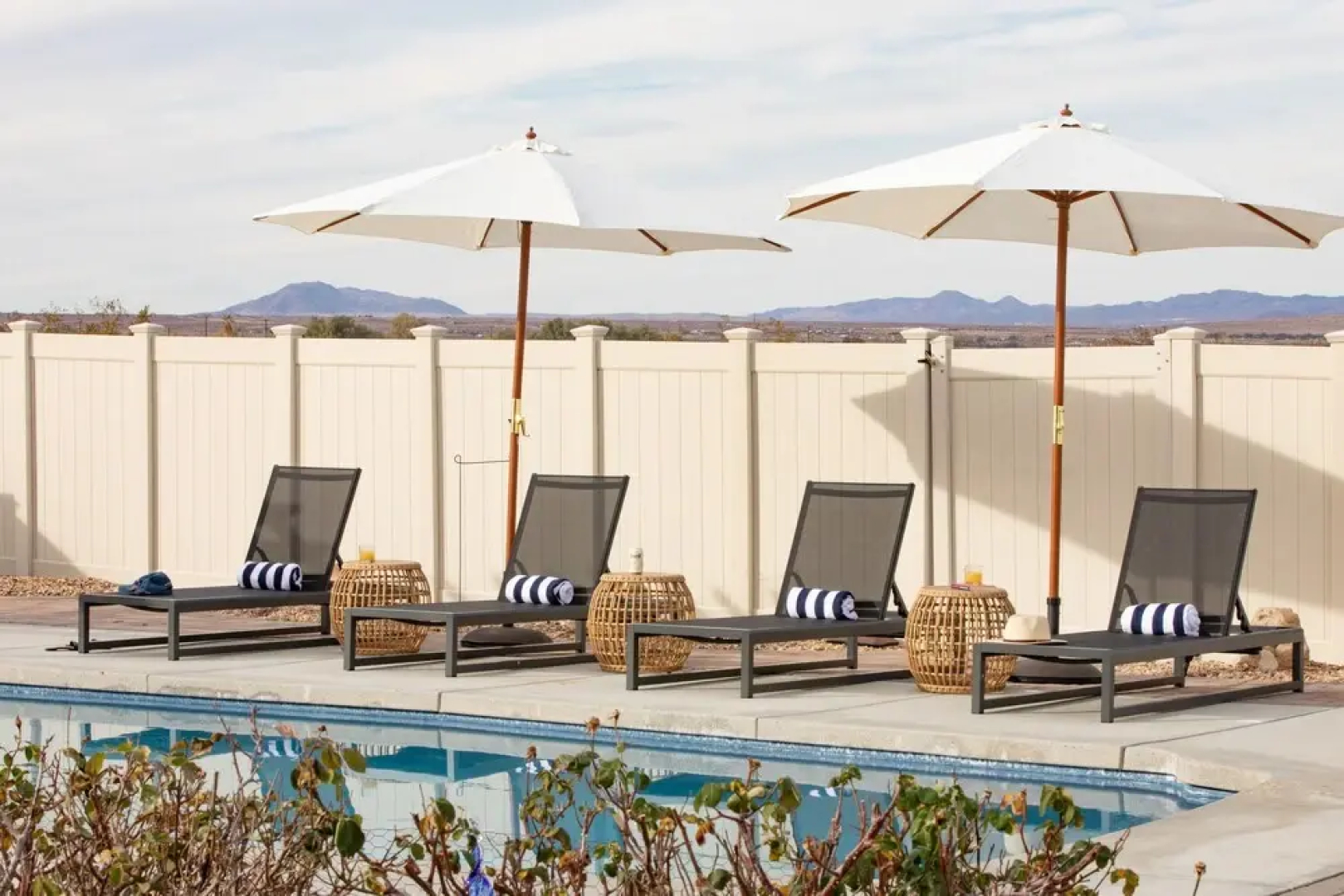 Salton by Avantstay Luxury Desert Estate w/ A Gorgeous Interior, Pool, Patio & Ping Pong!
