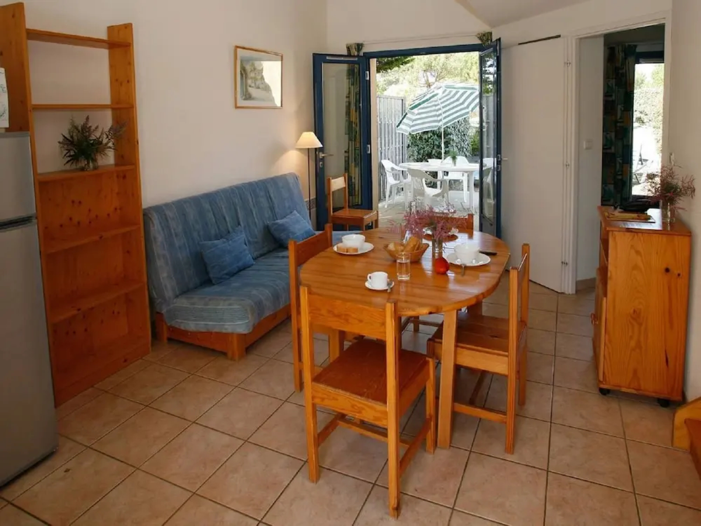 Detached Cottage With a Terrace 300m From the Atlantic Coast
