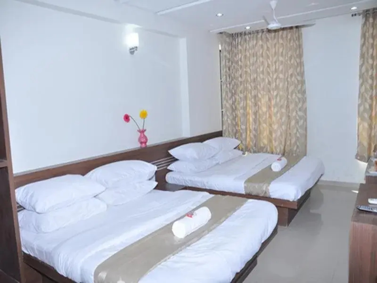 Hotel Sai Seema