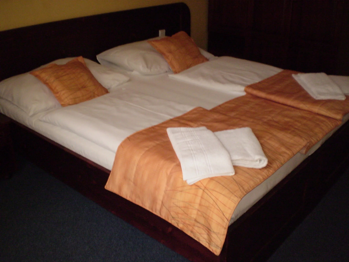 U Stare Pani - At the Old Lady Hotel