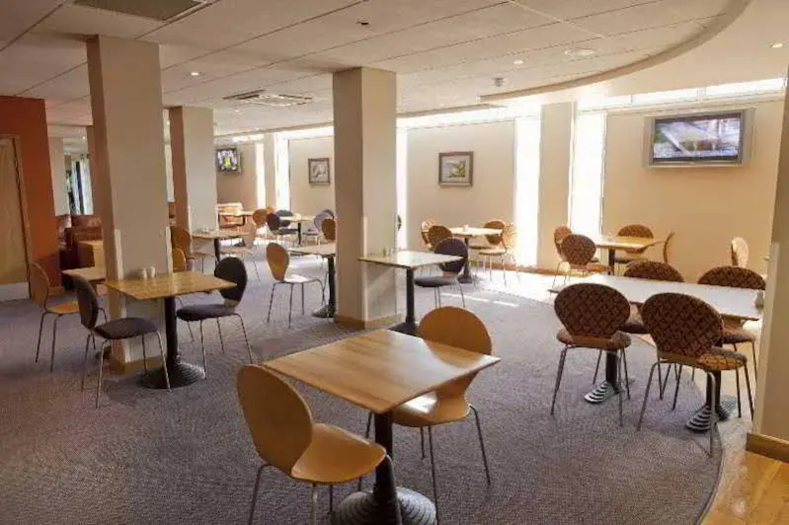 Travelodge Gatwick Airport Hotel