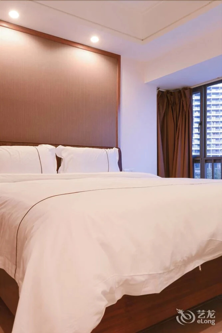 Yijing Holiday Hotel