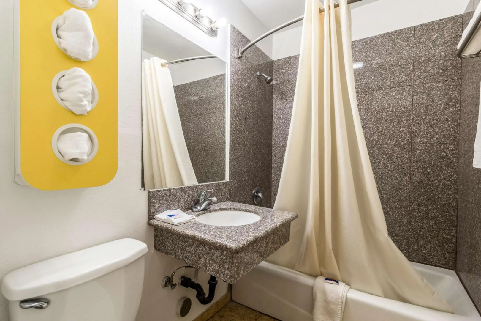 Motel 6 Blythe, CA - South