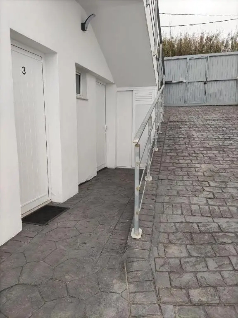 CASA PIRÁMIDE 3. Terraza WiFi y Parking Privado