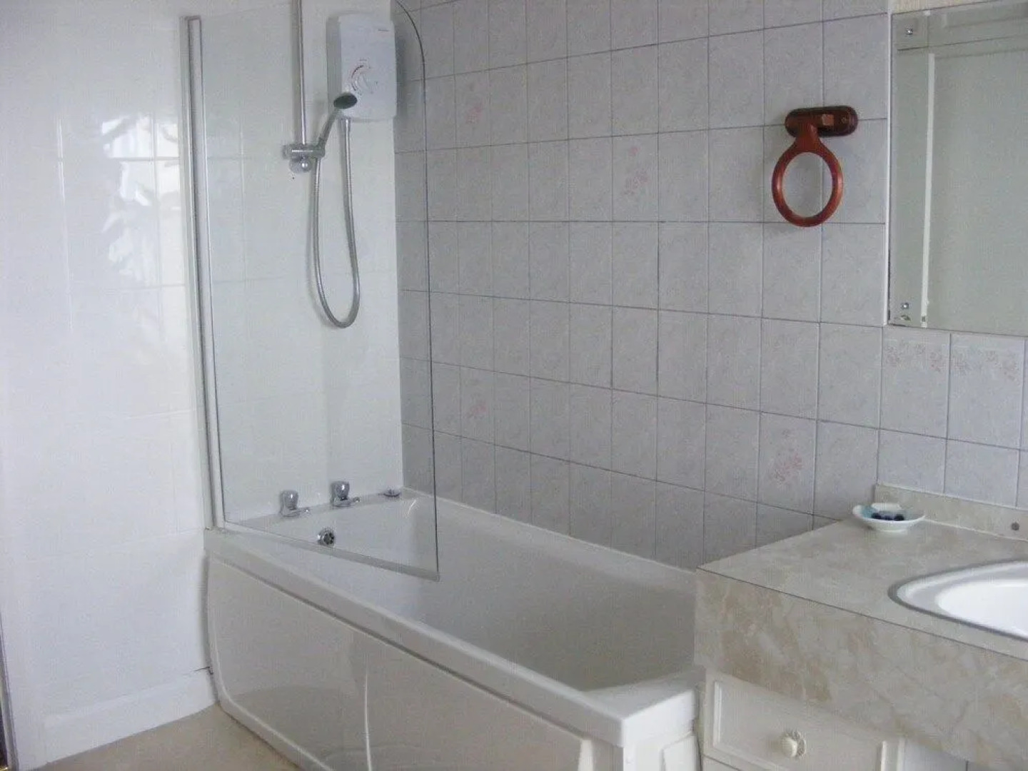 The Highlander Hotel