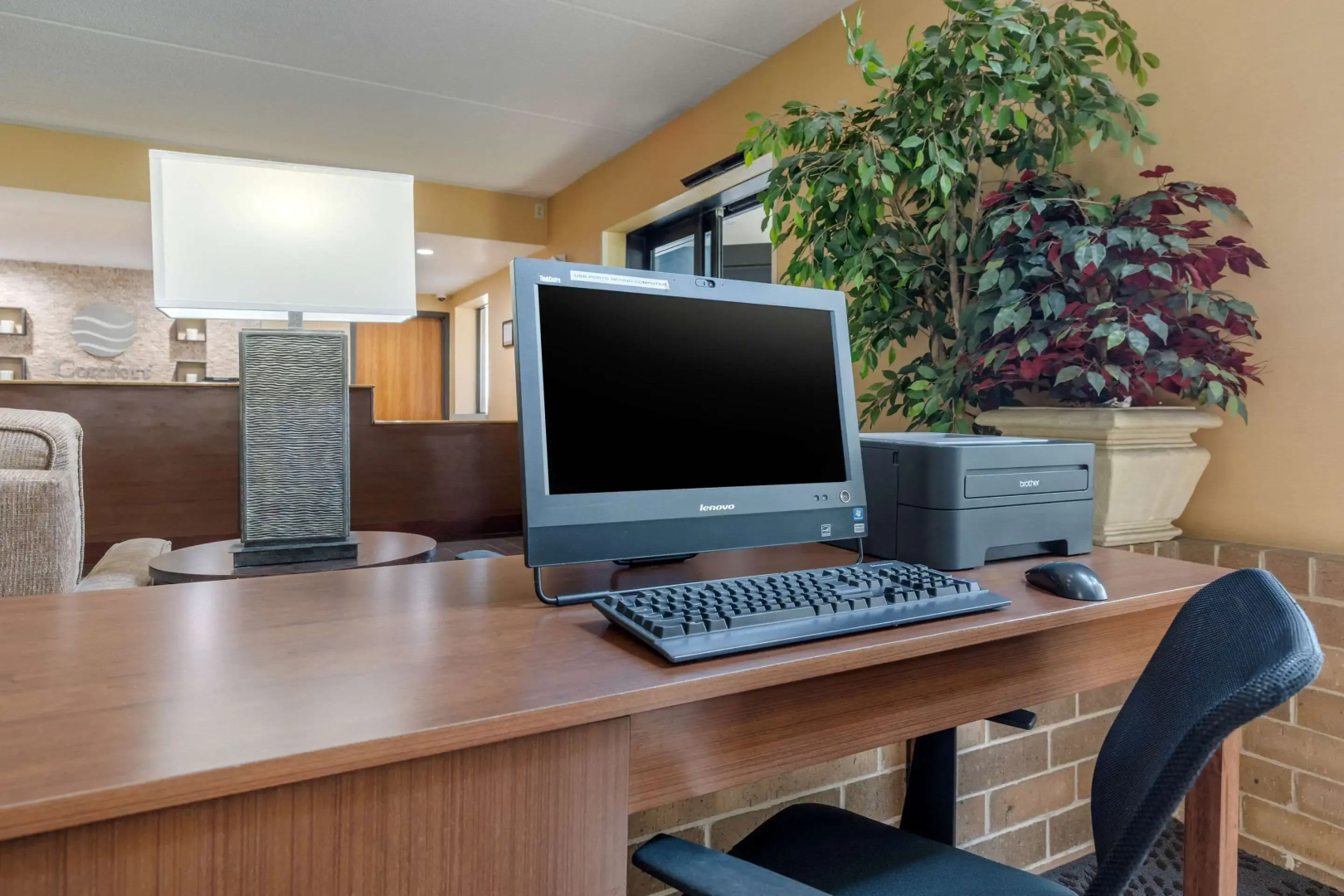 Suburban Studios Arlington Heights – Elk Grove
