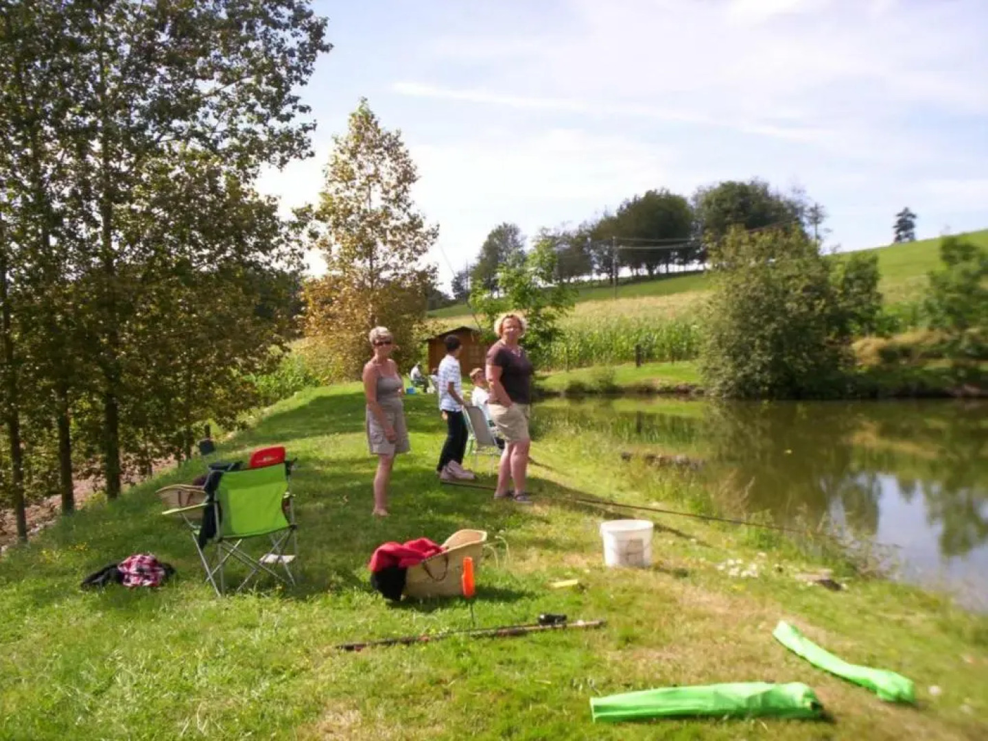 Gîte Saint-Cyr-de-Valorges, 5 pièces, 8 personnes - FR-1-496-17