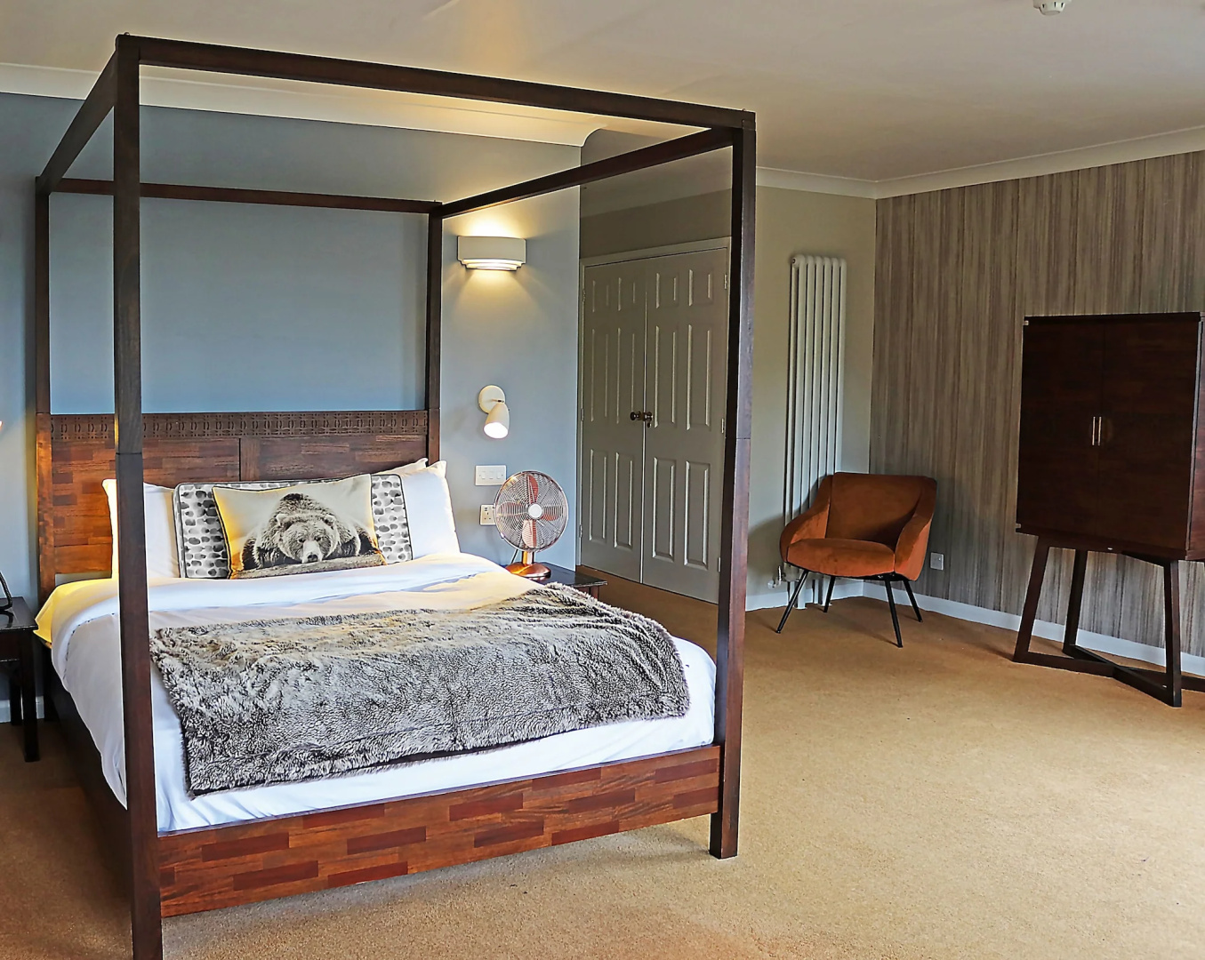 Shillingford Bridge Hotel