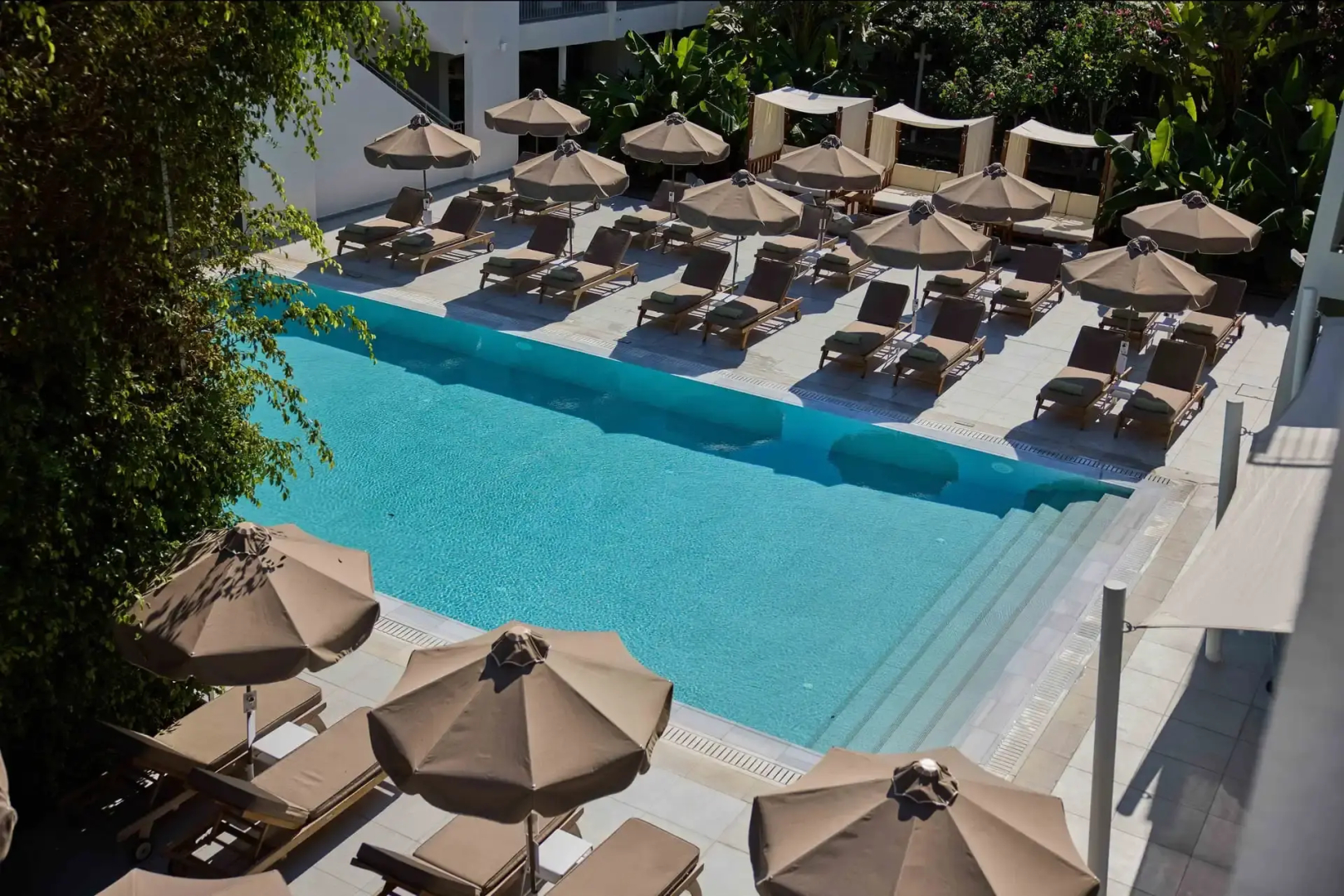 Nissi Park Hotel