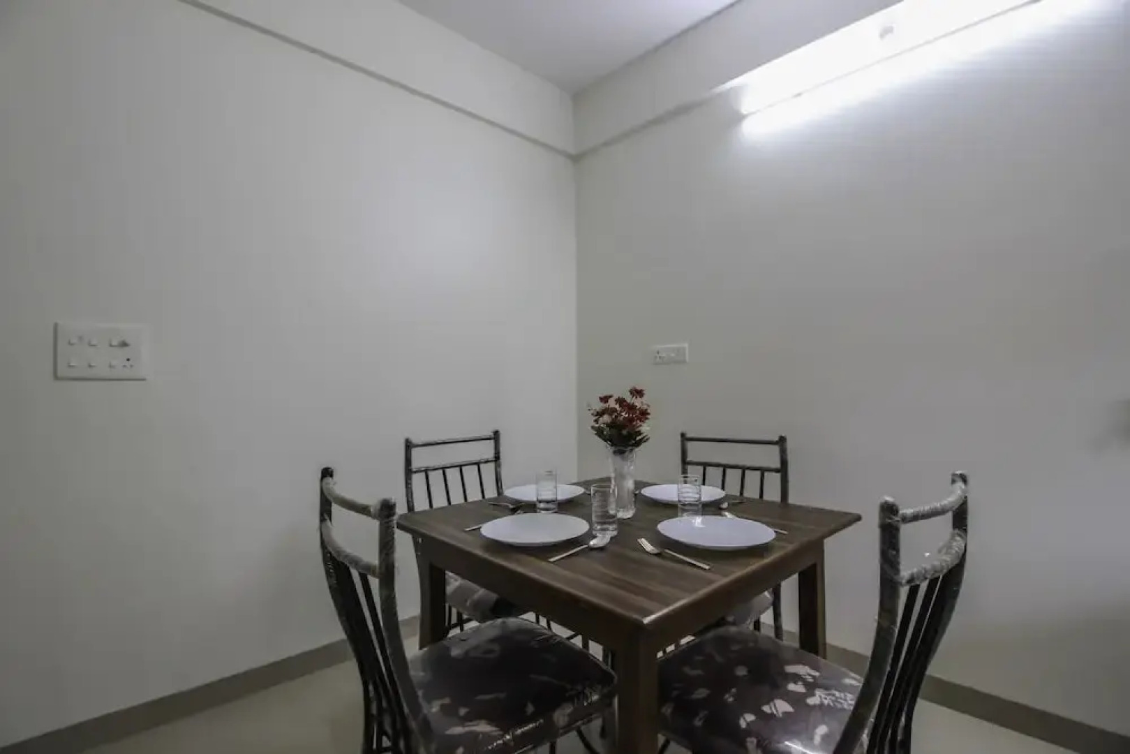 OYO Home 11012 Peaceful 1BHK Nerul