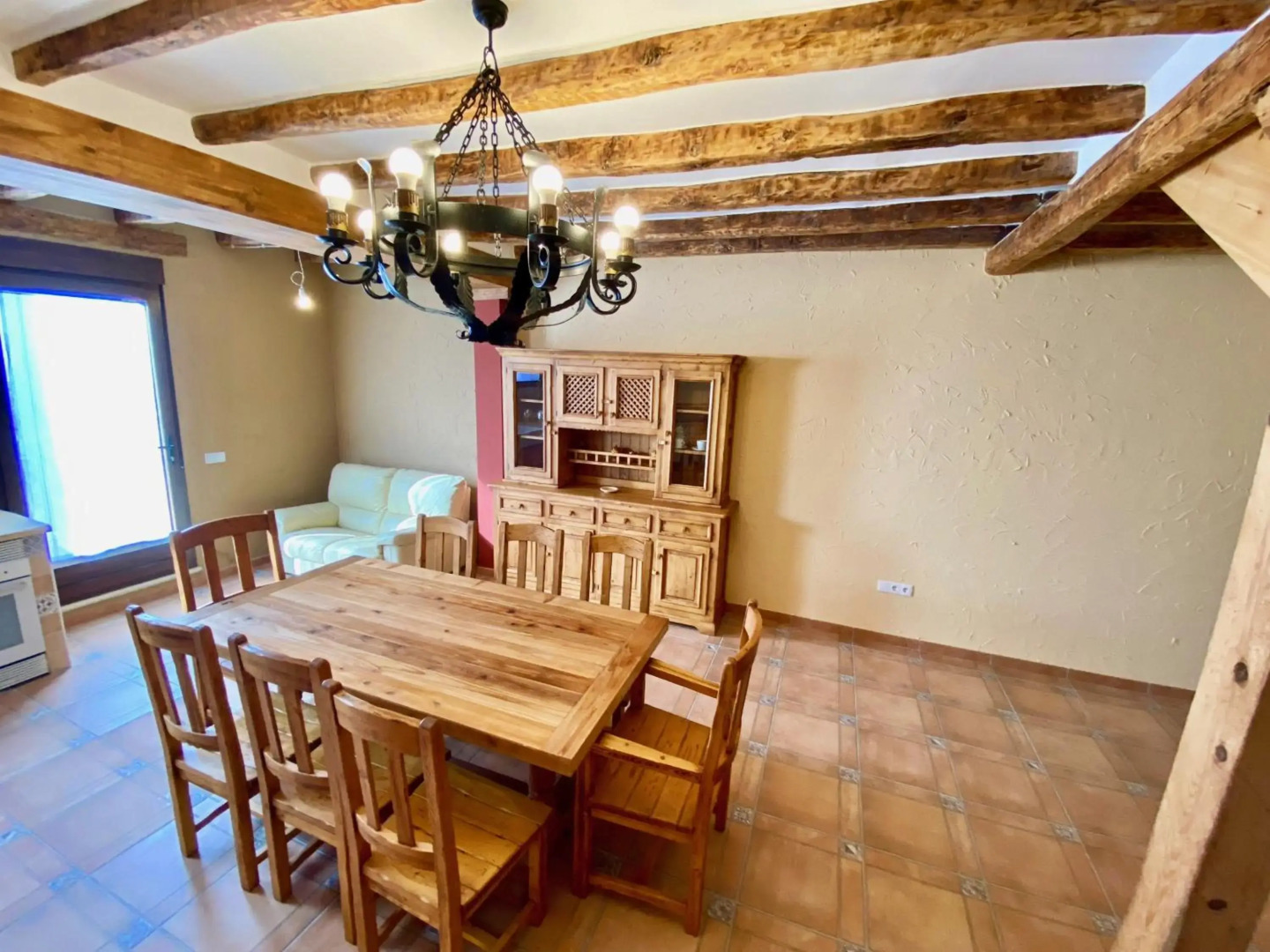 La Parada de Jimena-Casa rústica rodeada de bodegas en Rueda