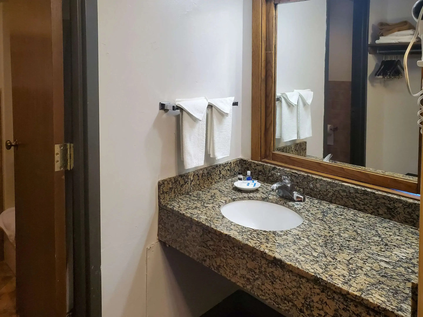 Rodeway Inn McPherson East