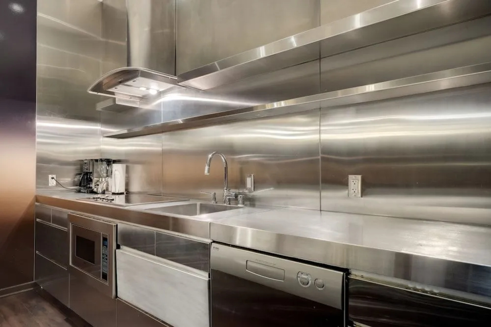 StripViewSuites at Palms Place Penthouses