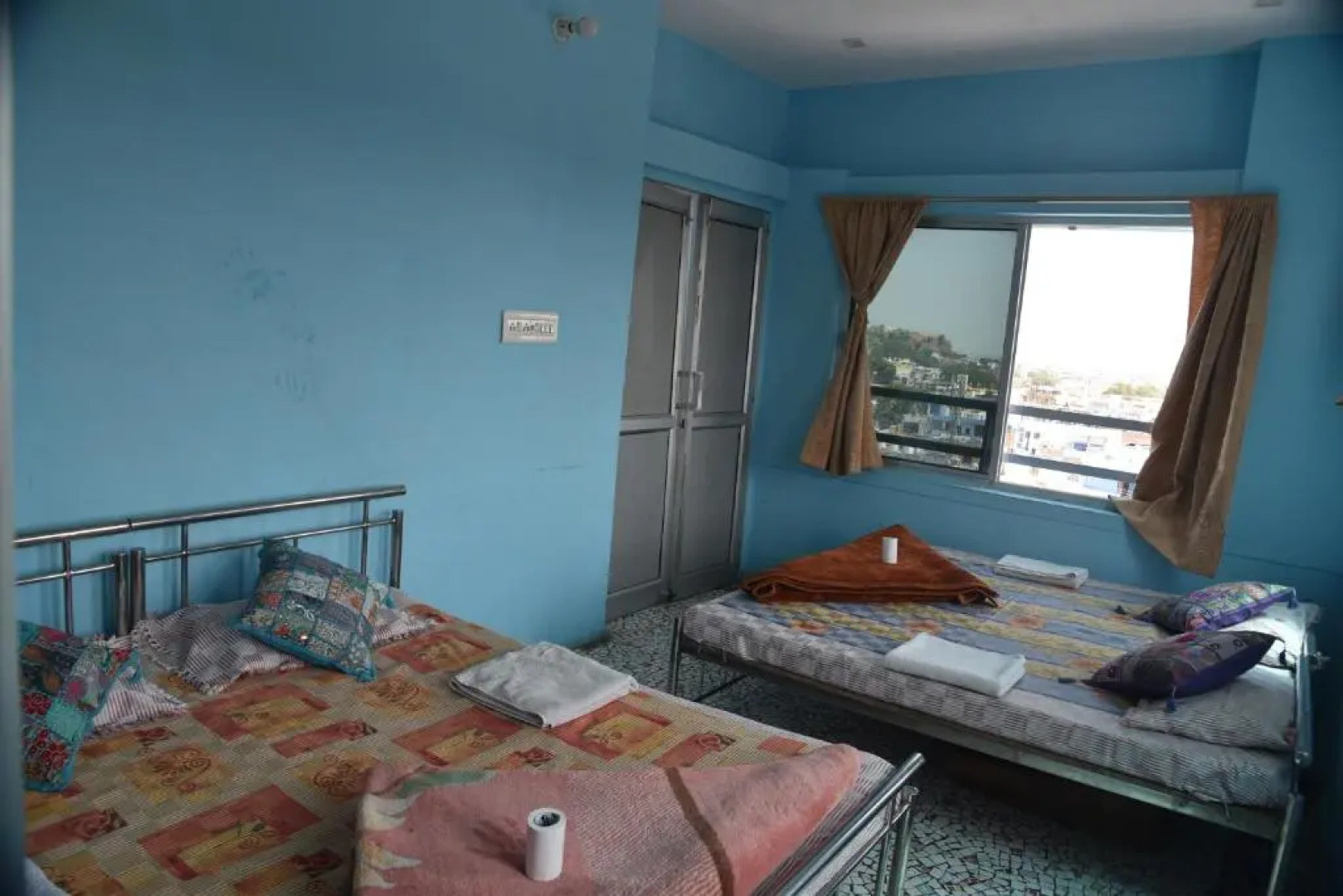 Sunshine Guest House & Restaurant