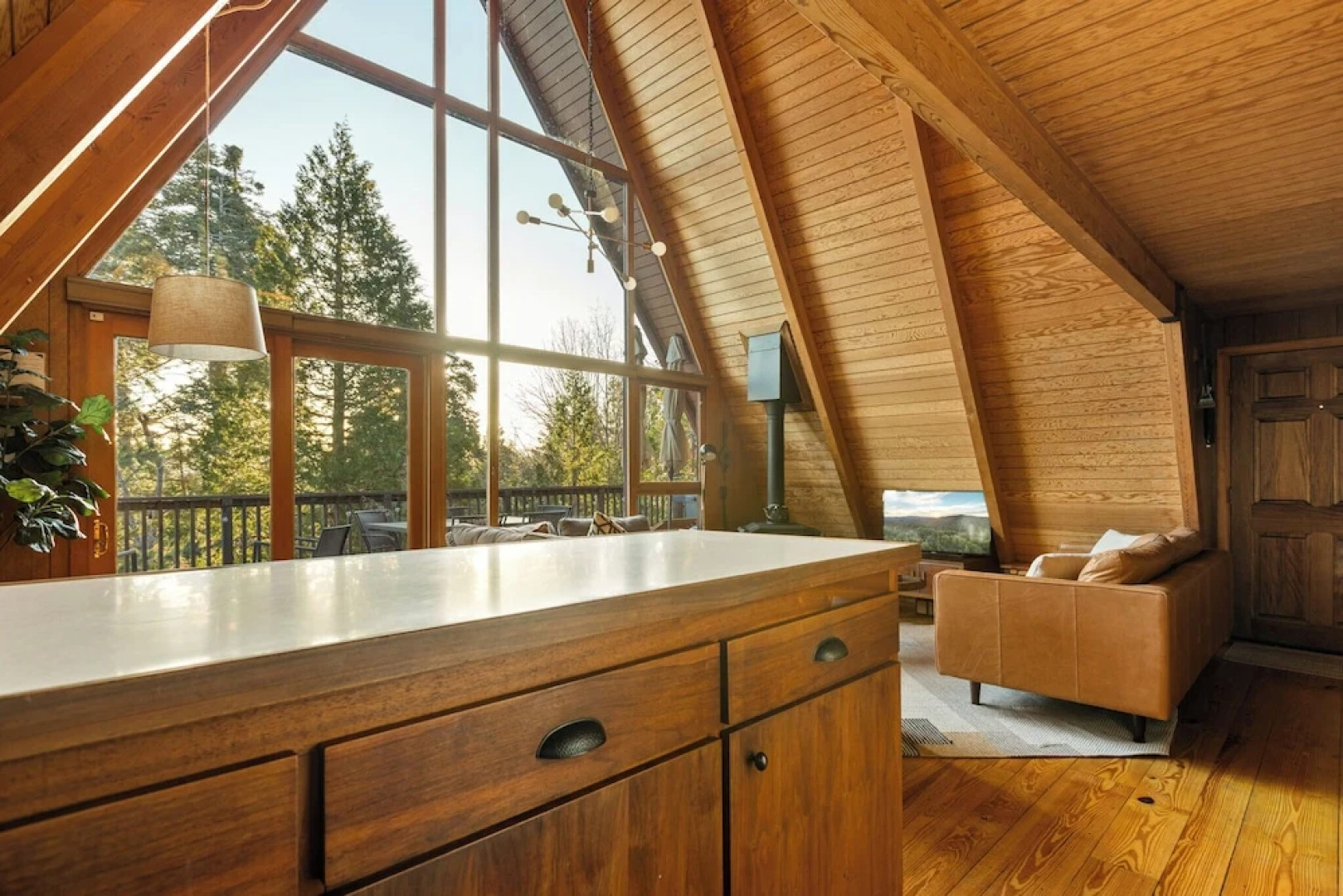 The Tranquil Pines A-frame Cabin Spectacular Views!