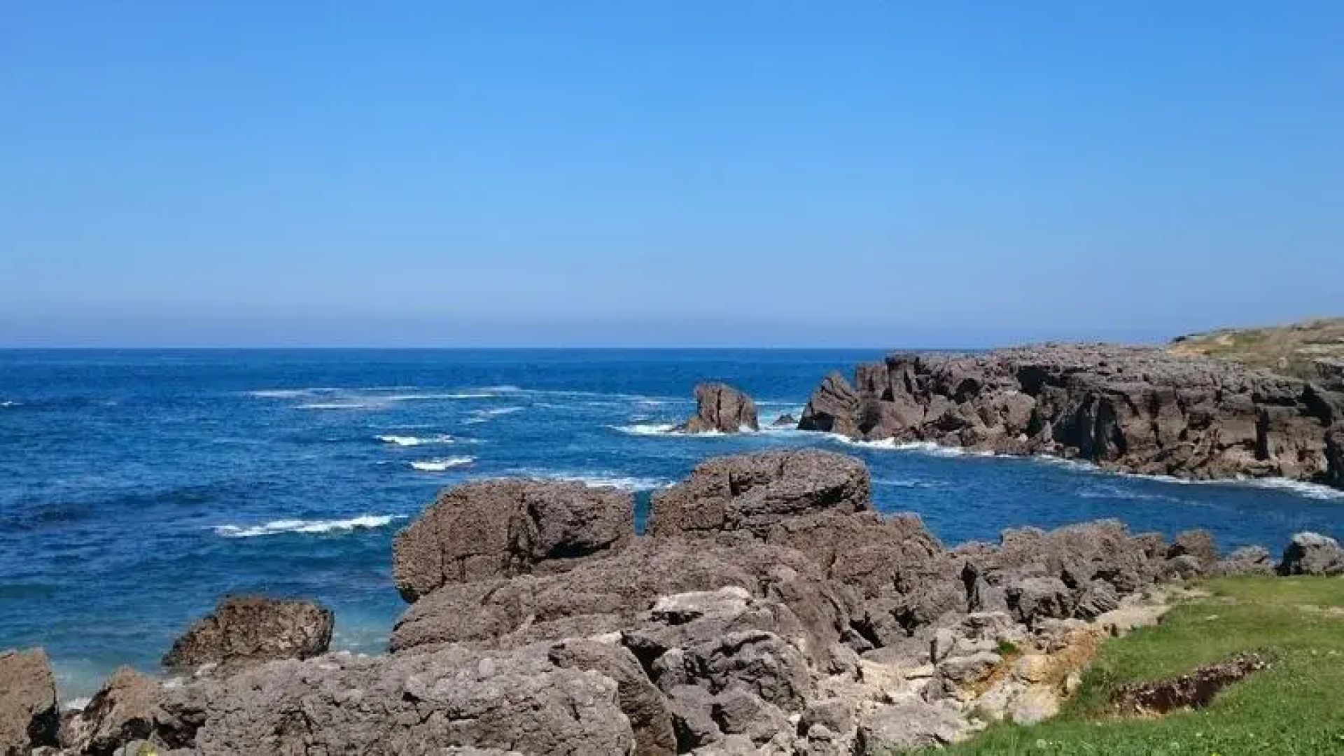 AZCONA