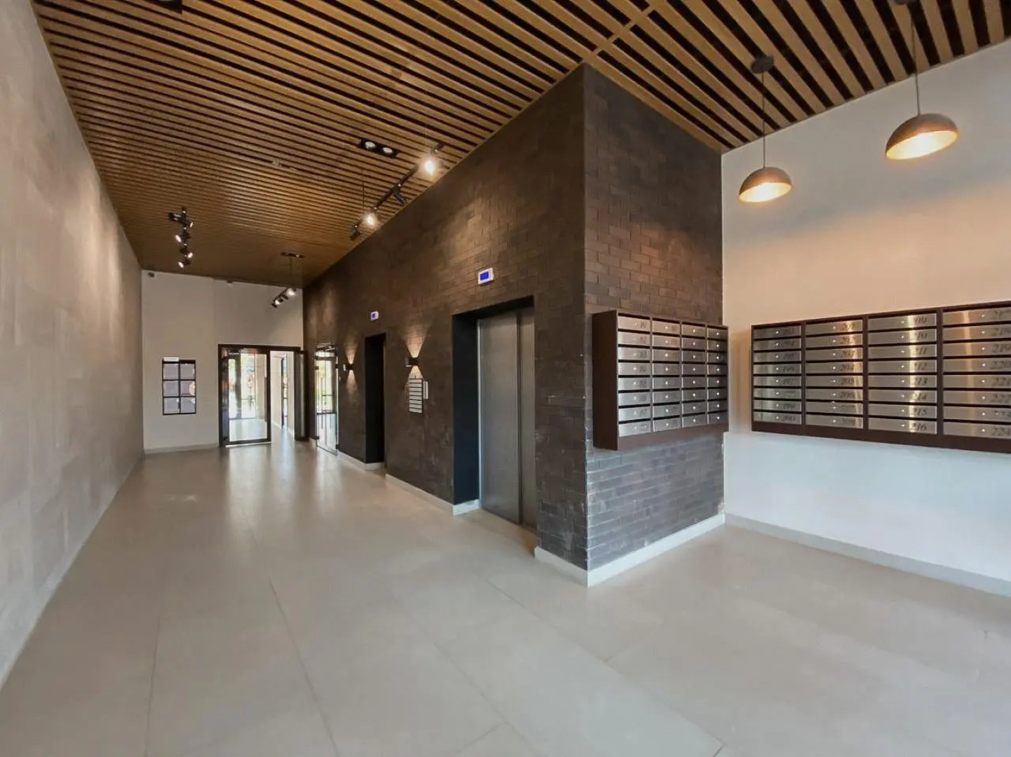 Green FOX на Набережной Приволжского Затона 20Г