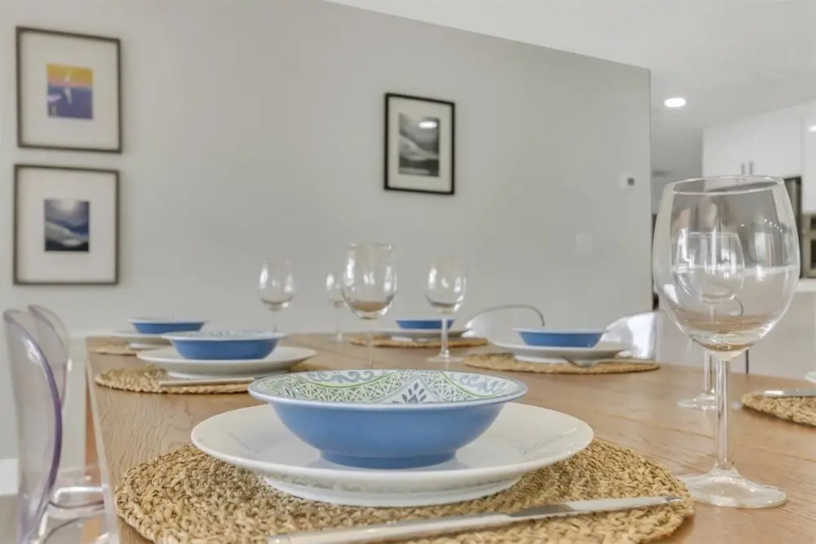 Watersedge - Private & Sanitized, Self Check-in. Perfect for Social Distancing & Working From Home. Private Pool, Pet Friendly. Super-host Support