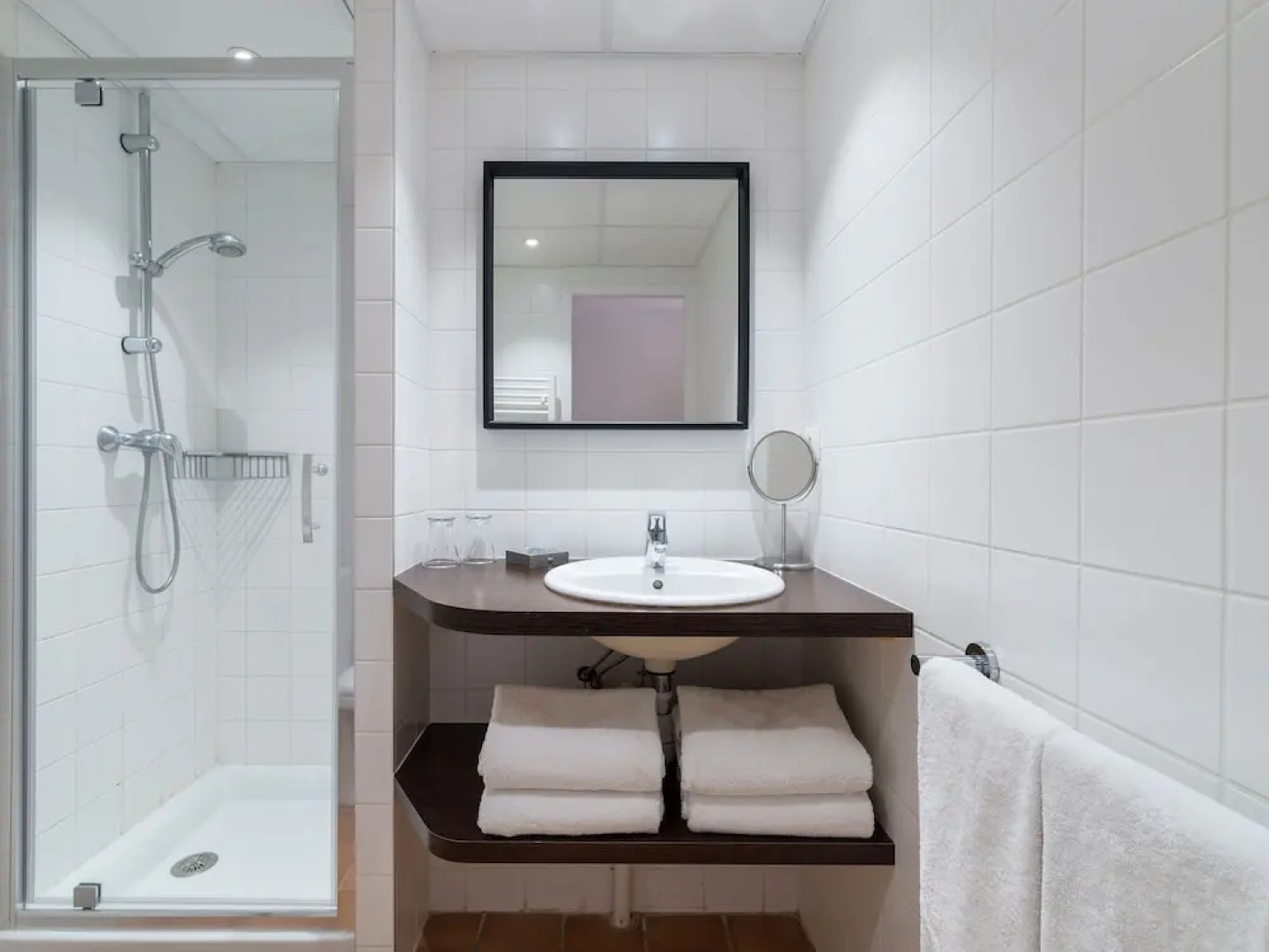 Stylish apartment with AC, located on a beautiful bay