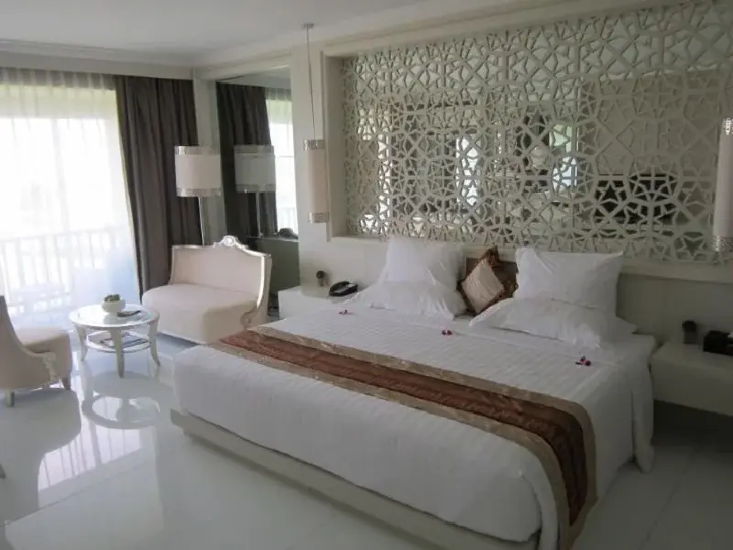 Dreamland Paradise Hotel