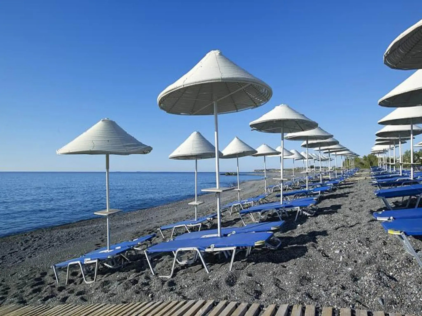 Coriva Beach Hotel & Bungalows