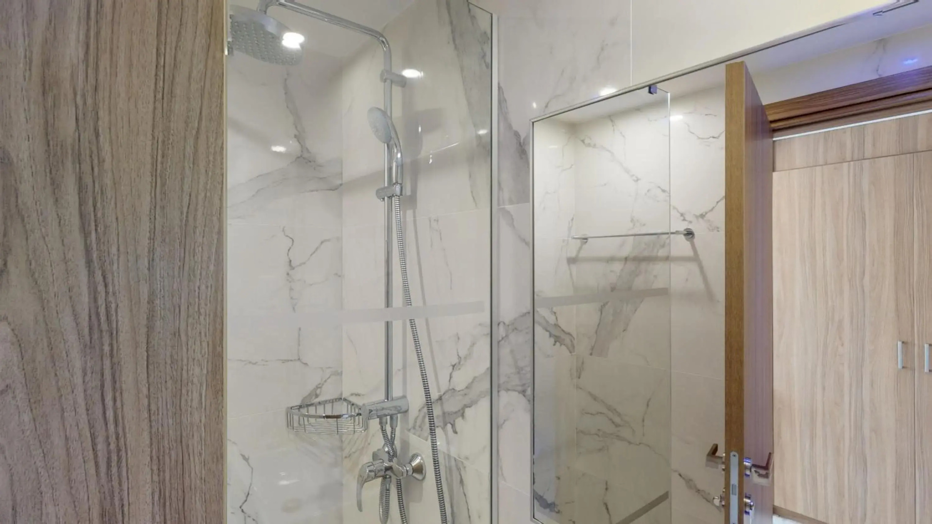 The Blue Ivy Hotel and Suites