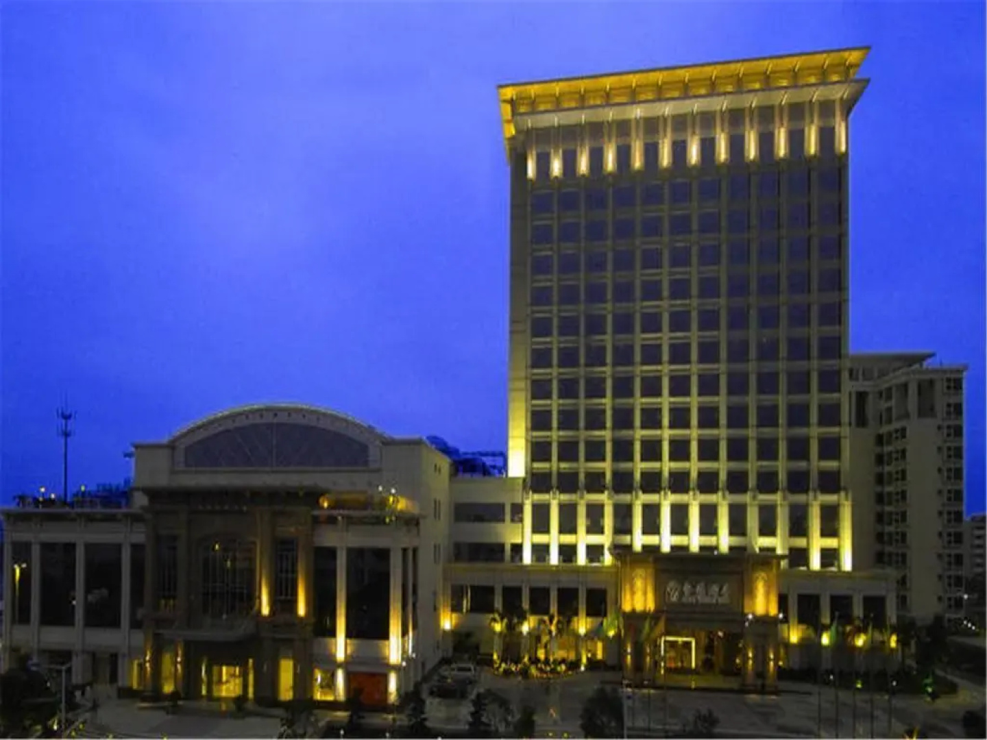 Golden Diamond Hotel