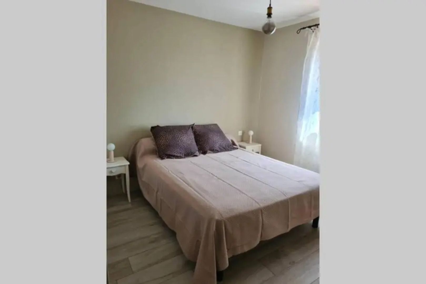 Le Cabanon de Nans. Gîte de charme en Provence.