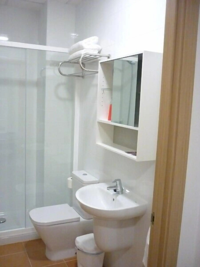 Pensión Albergue Puente Ribeira - Hostel