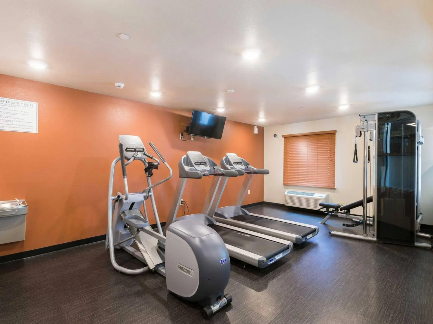 WoodSpring Suites Lafayette