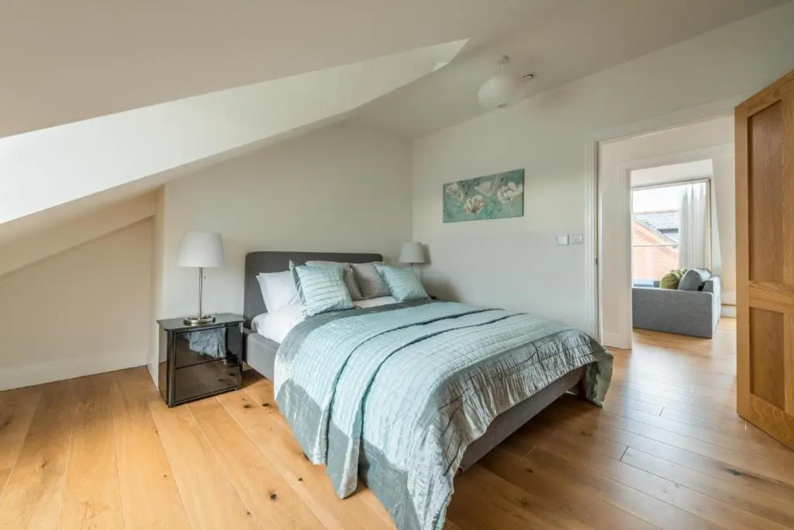 Hampden Apartments - The Elizabeth