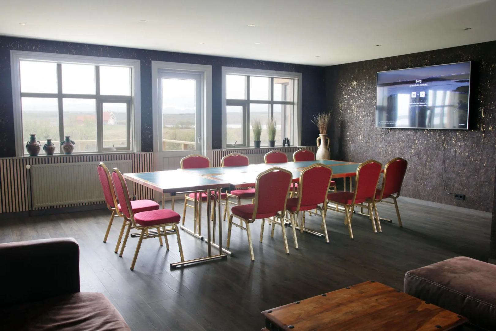 Hotel Kriunes - A city hotel by the lake