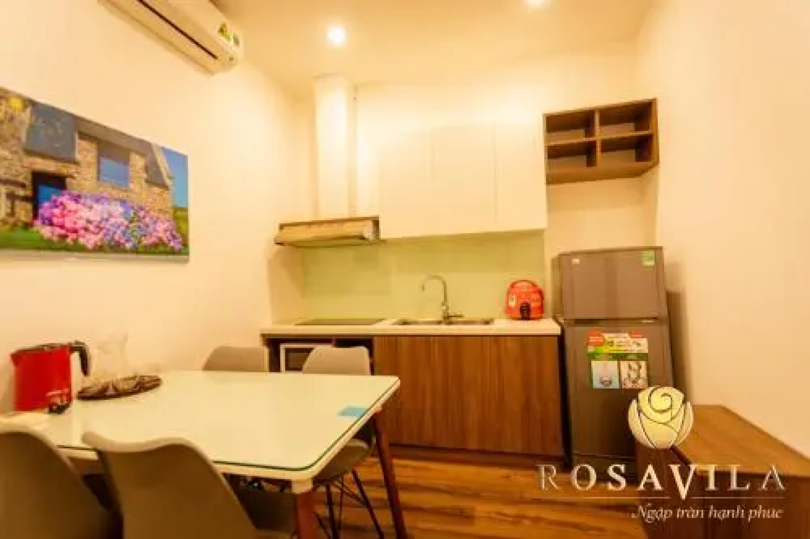 Rosa Villa Hotel & Apartment
