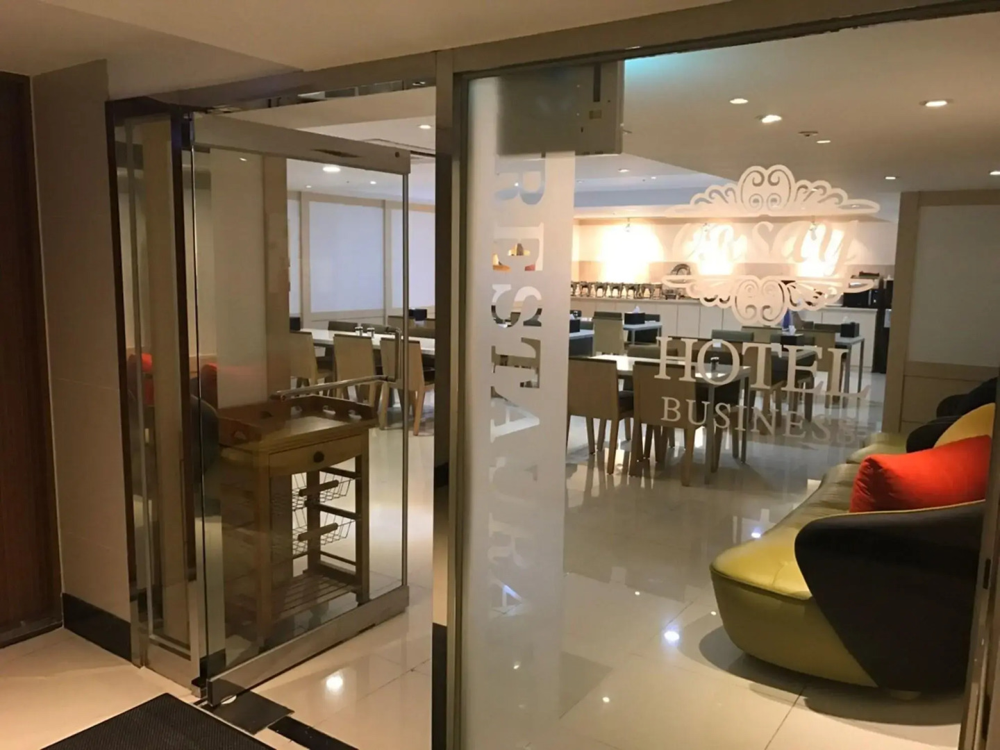 Orsay Business Hotel