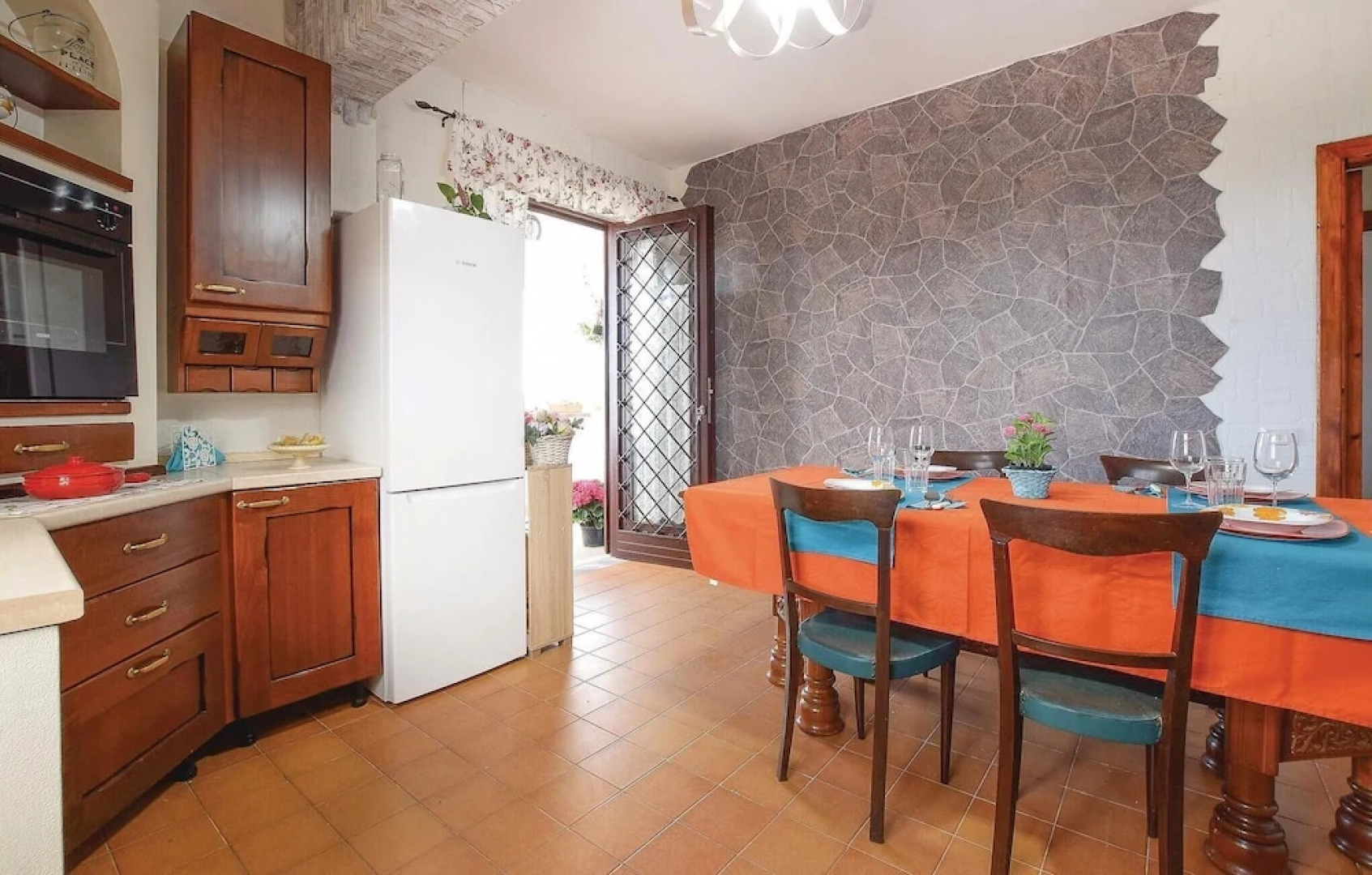 Awesome Apartment in Castel Volturno With Wifi and 2 Bedrooms