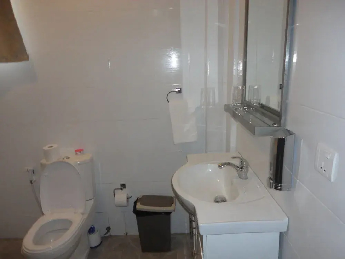 Tenack Beach Resort & Hotel