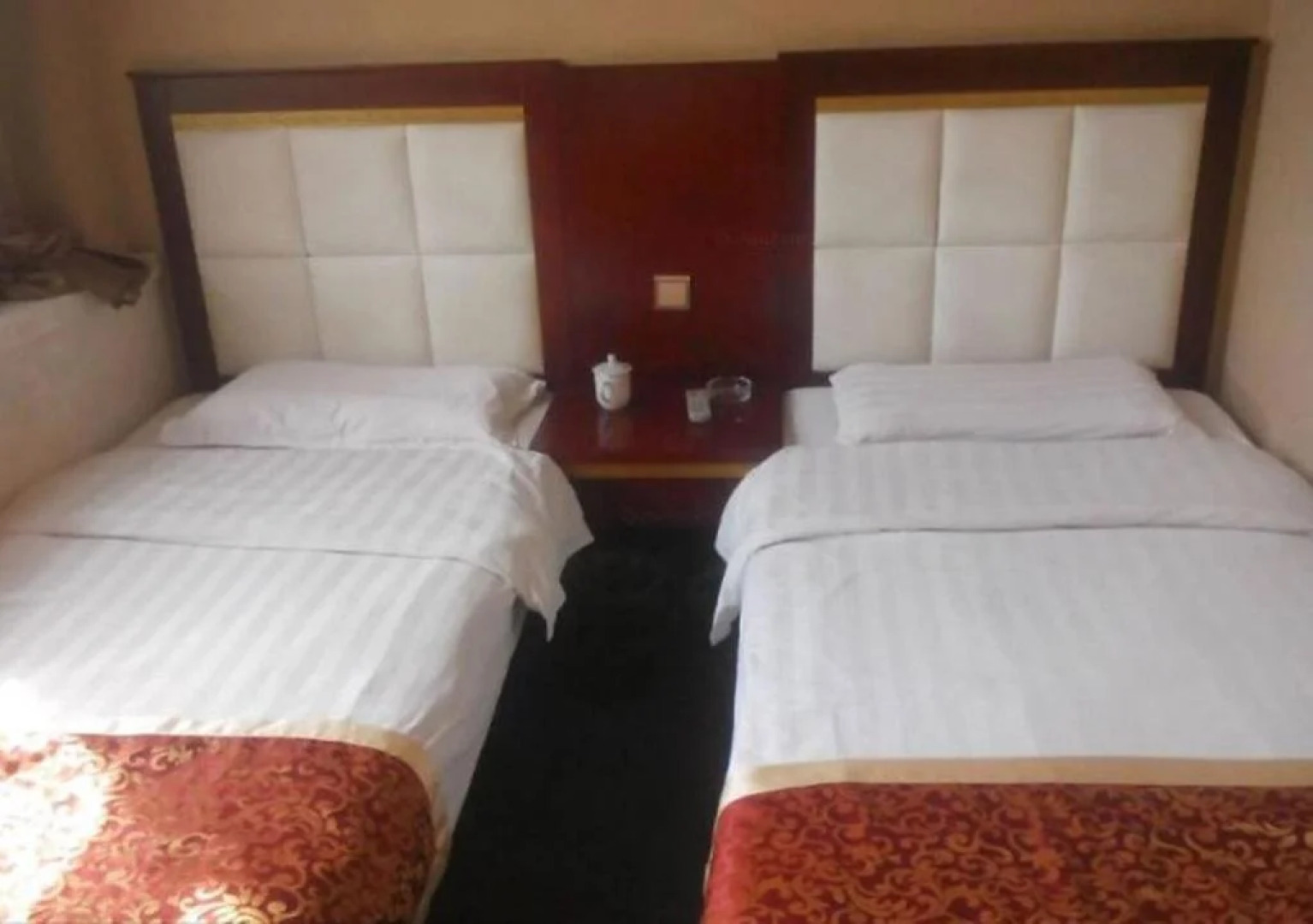 Zhengping Business Hotel