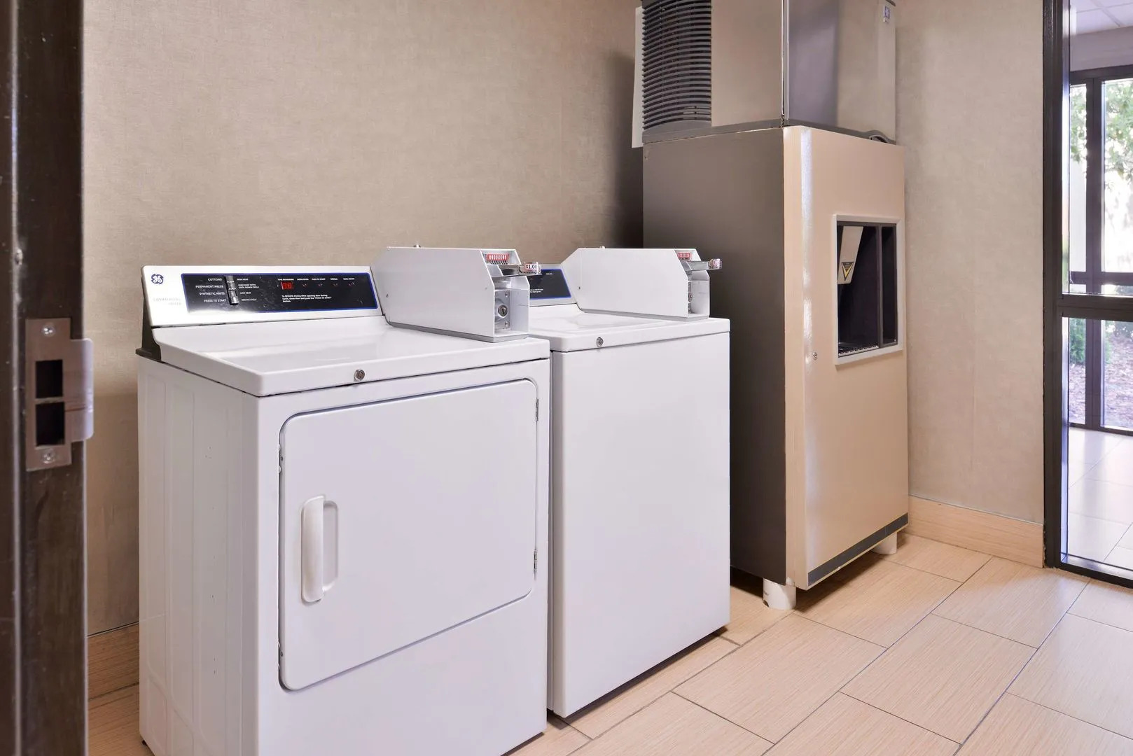 Spark by Hilton Decatur